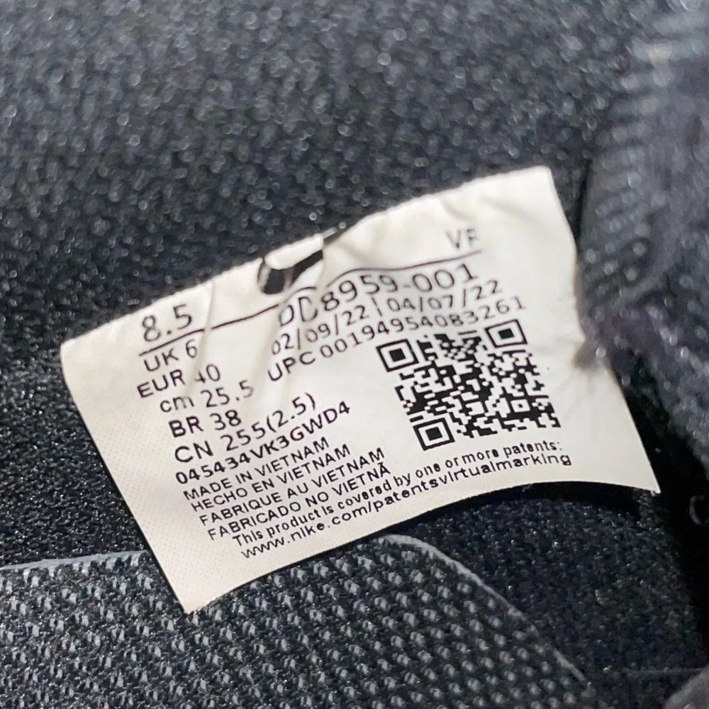 Black airforce 1’s - Picture 5 of 5